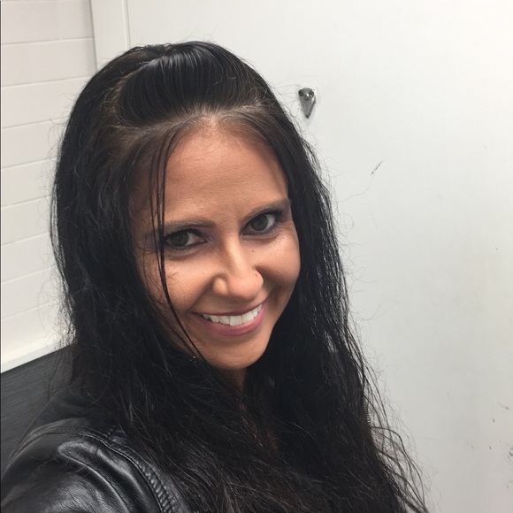 Meet your Posher, Kristin - Picture 7 of 8